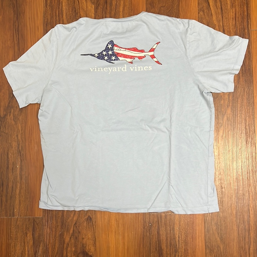 Vineyard Vines T-Shirt